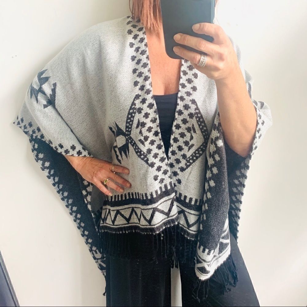 Boho Aztec Fringe Reversible Wrap Shawl - Picture 7 of 8